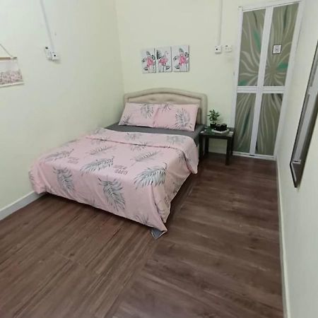 Roomstay Kuala Nerus Gated Parking - 6M To Beach & 15M To Drawbridge Kuala Terengganu Dış mekan fotoğraf