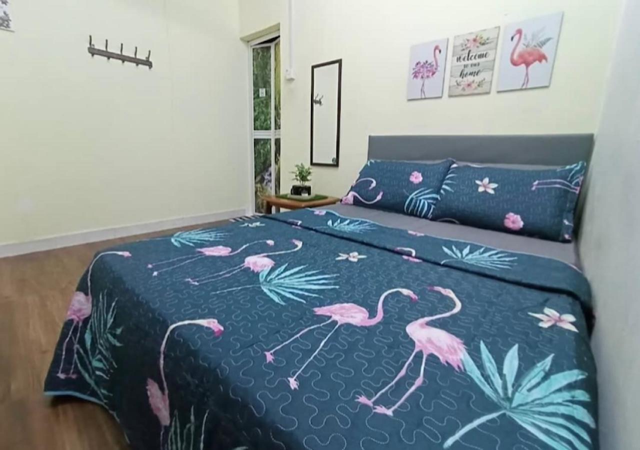 Roomstay Kuala Nerus Gated Parking - 6M To Beach & 15M To Drawbridge Kuala Terengganu Dış mekan fotoğraf