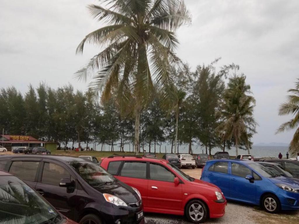 Roomstay Kuala Nerus Gated Parking - 6M To Beach & 15M To Drawbridge Kuala Terengganu Dış mekan fotoğraf