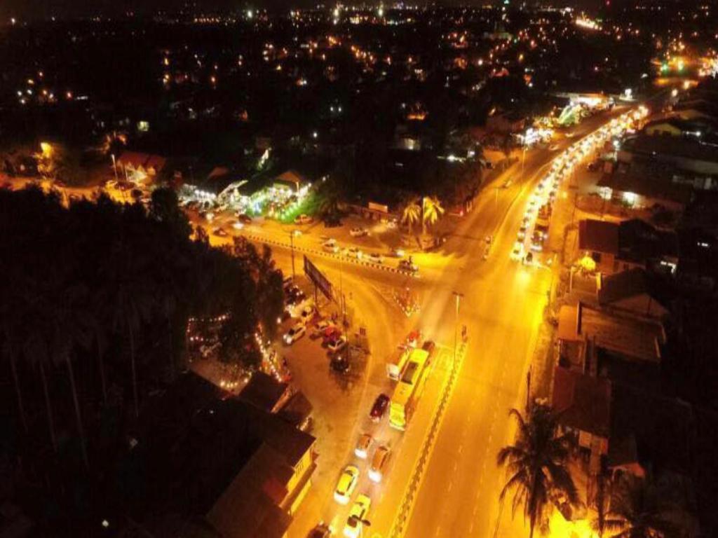 Roomstay Kuala Nerus Gated Parking - 6M To Beach & 15M To Drawbridge Kuala Terengganu Dış mekan fotoğraf